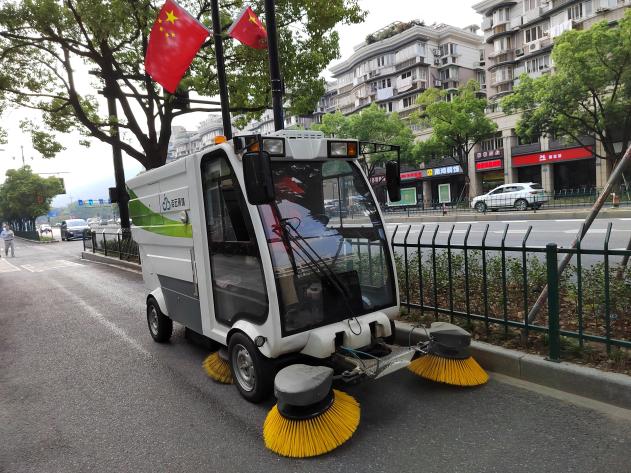 迎国庆 浙江杭州临平区南苑街道环卫保障不打烊