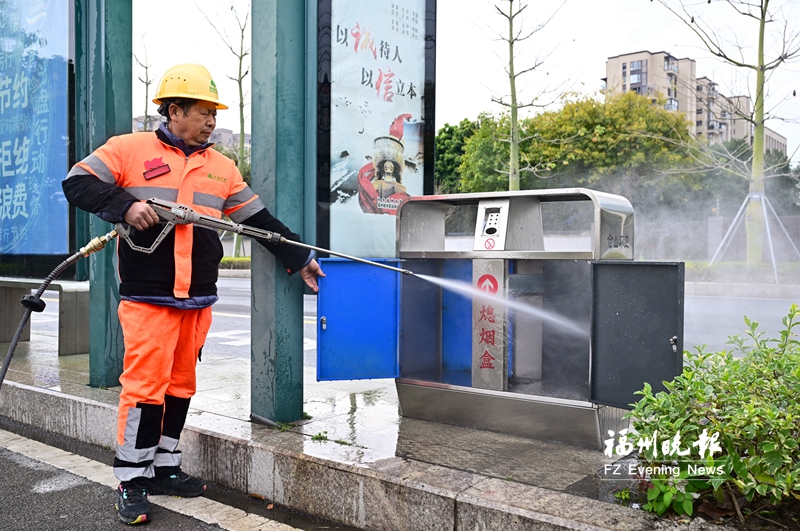 福州开展道路清扫保洁提质攻坚行动，今年拟打造20条“净美街巷”