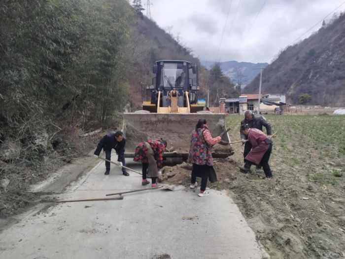 聚焦城乡环境提质增效 扮靓“净土阿坝”生态底色