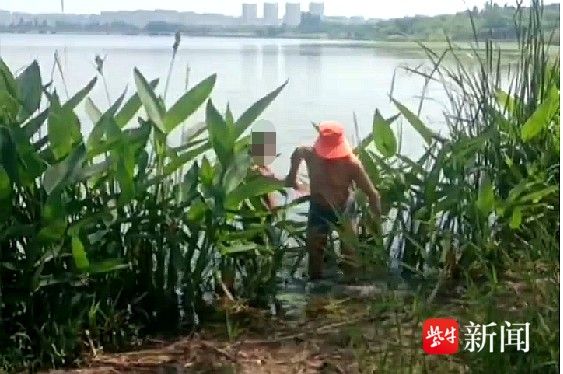 不顾危险，勇救落水女子！南京溧水区一环卫工人获见义勇为奖励