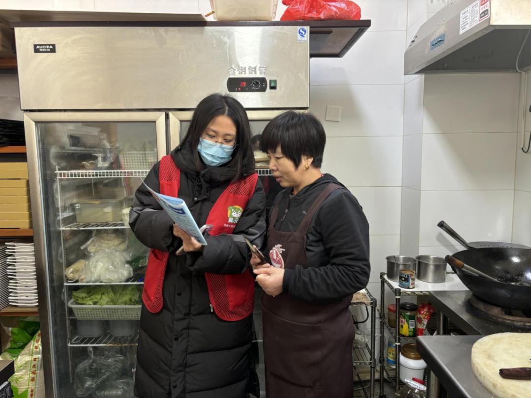 “双争”进行时丨北戴河新区生活垃圾分类办公室开展绿色行动 始于垃圾分类