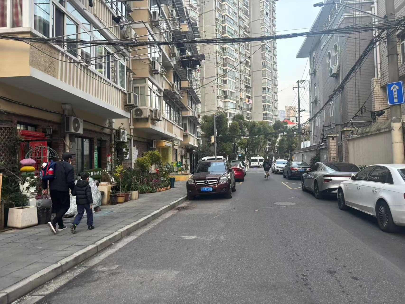 人民建议｜环卫清扫车能否错峰作业？上海：加强规范管理