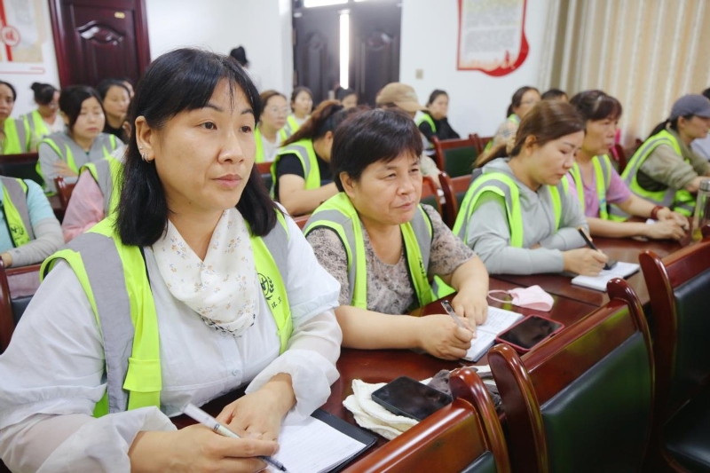 临渭区：健康科普进环卫 防暑降温有“凉”方
