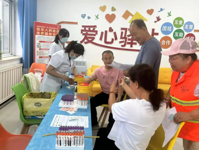 宁夏青铜峡工会为210名环卫职工赠送免费体检