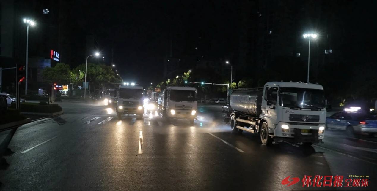 鹤城区：环卫力量护航旅发大会 专业清洗为道路标线“靓妆”