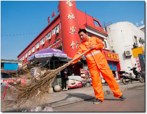 徐开锋：二十余载环卫坚守 本色不改